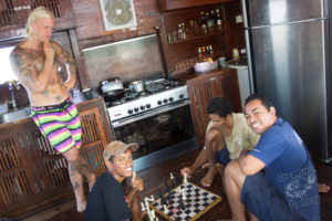 komodo ikan biru boats