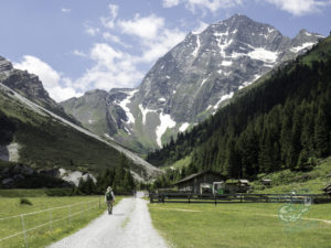 20180619 115302 london and austria