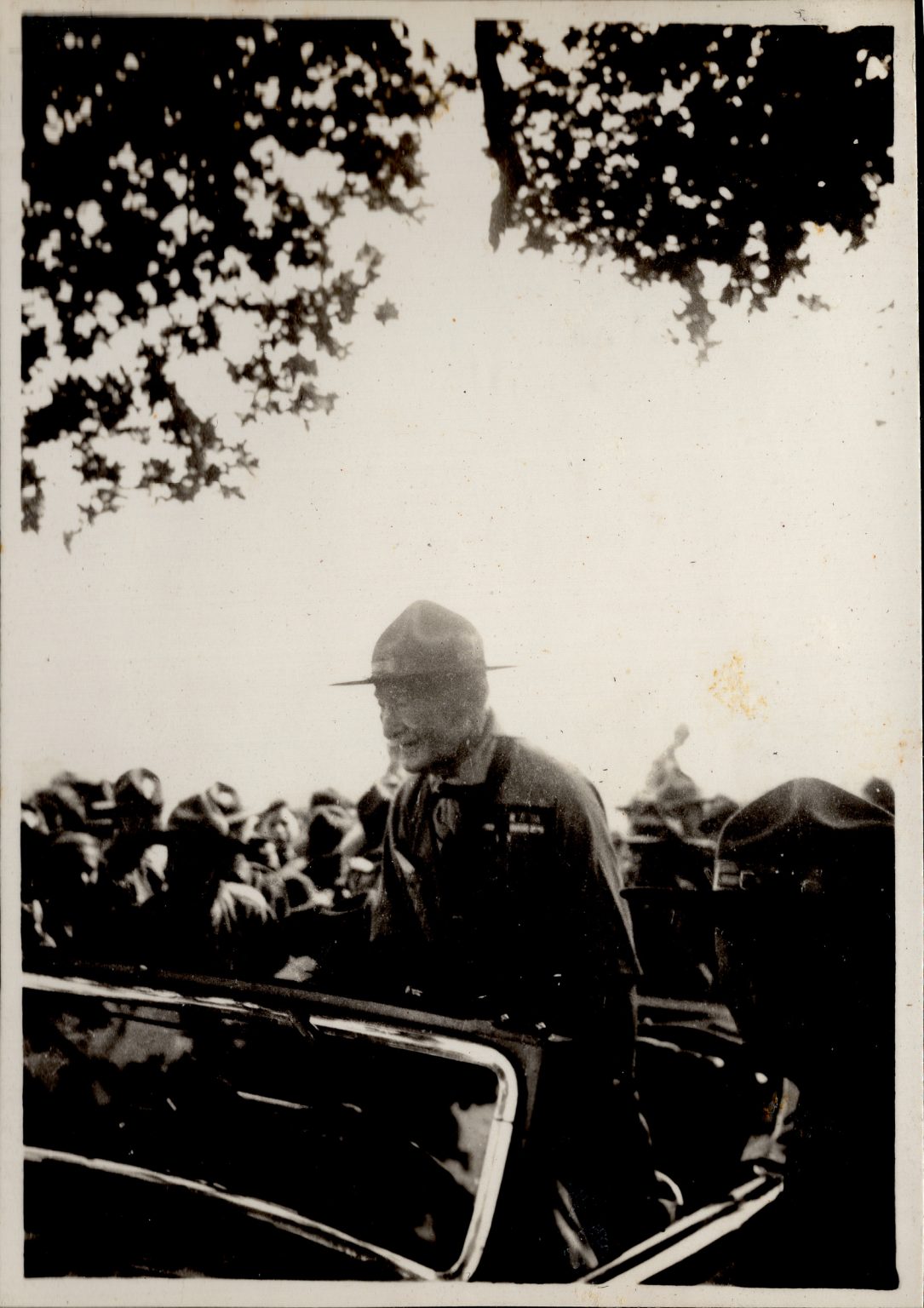 000002 paddys photos - 19360701 110000 paddy scouts 7 bade powell