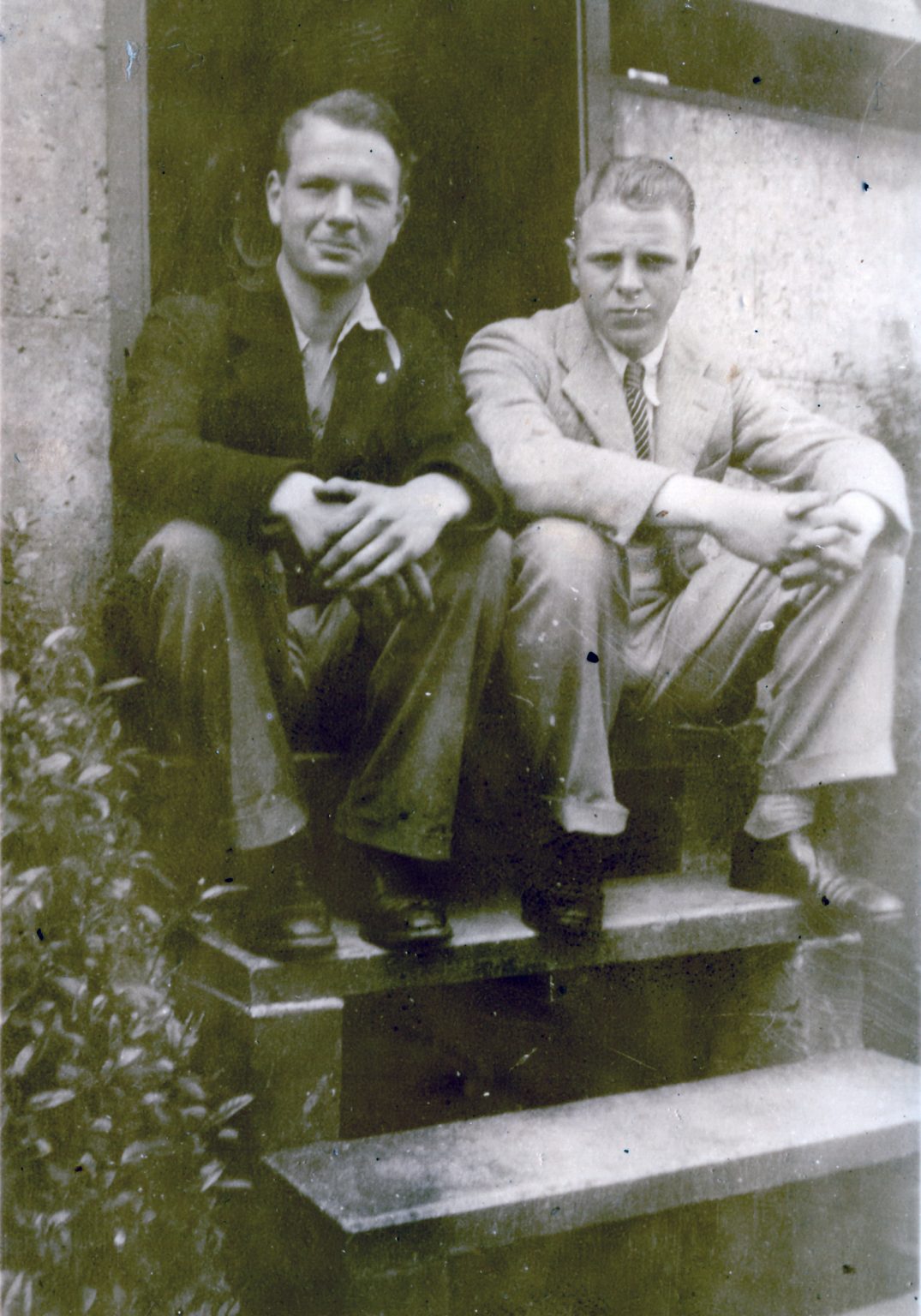 000002 paddys photos - 19371226 110000 paddy portrush