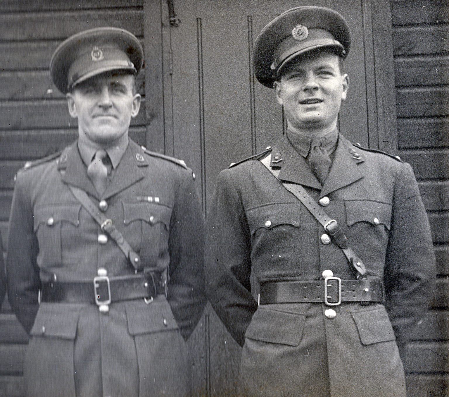 000002 paddys photos - 19430601 110000 paddy 2nd lieutenant 4