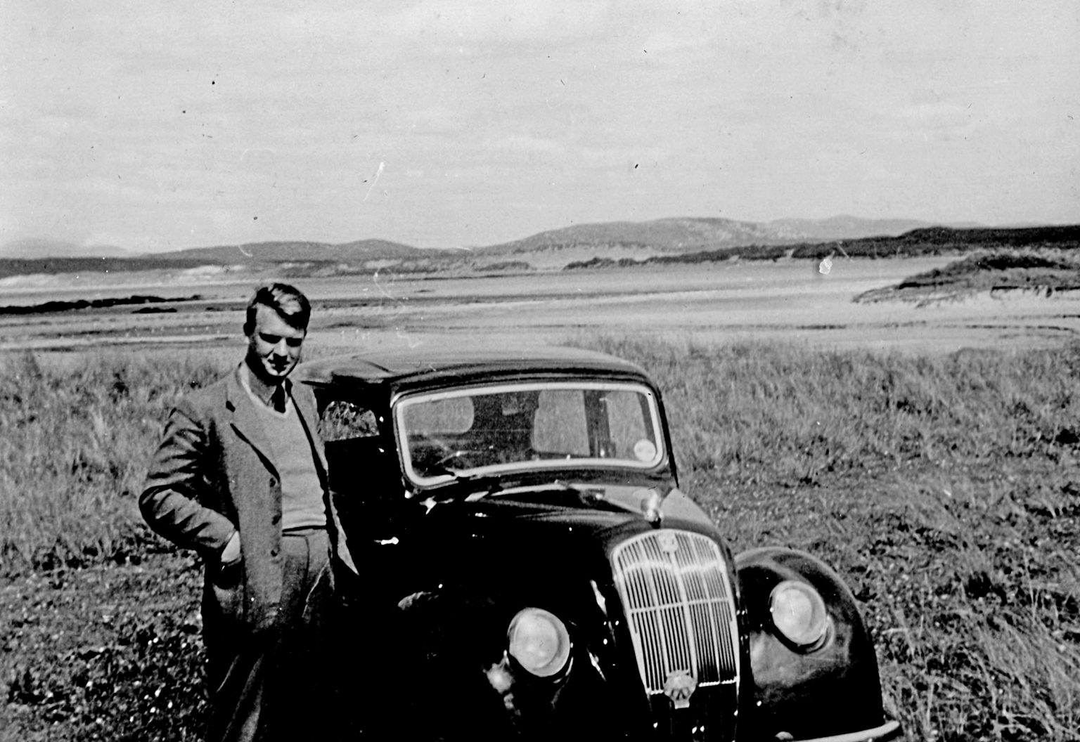 000002 paddys photos - 19430601 110000 paddy touring ireland donegal2