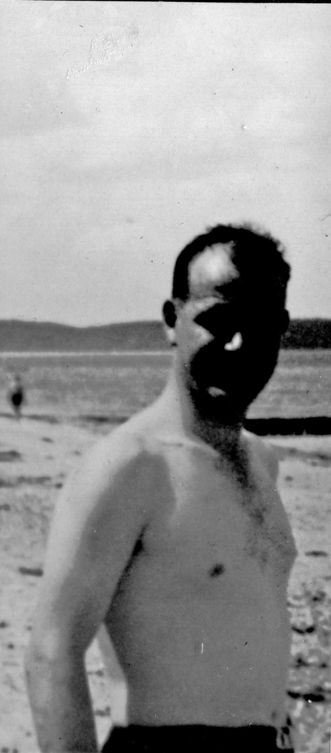 000002 paddys photos - 19440601 110000 paddy hamburg2