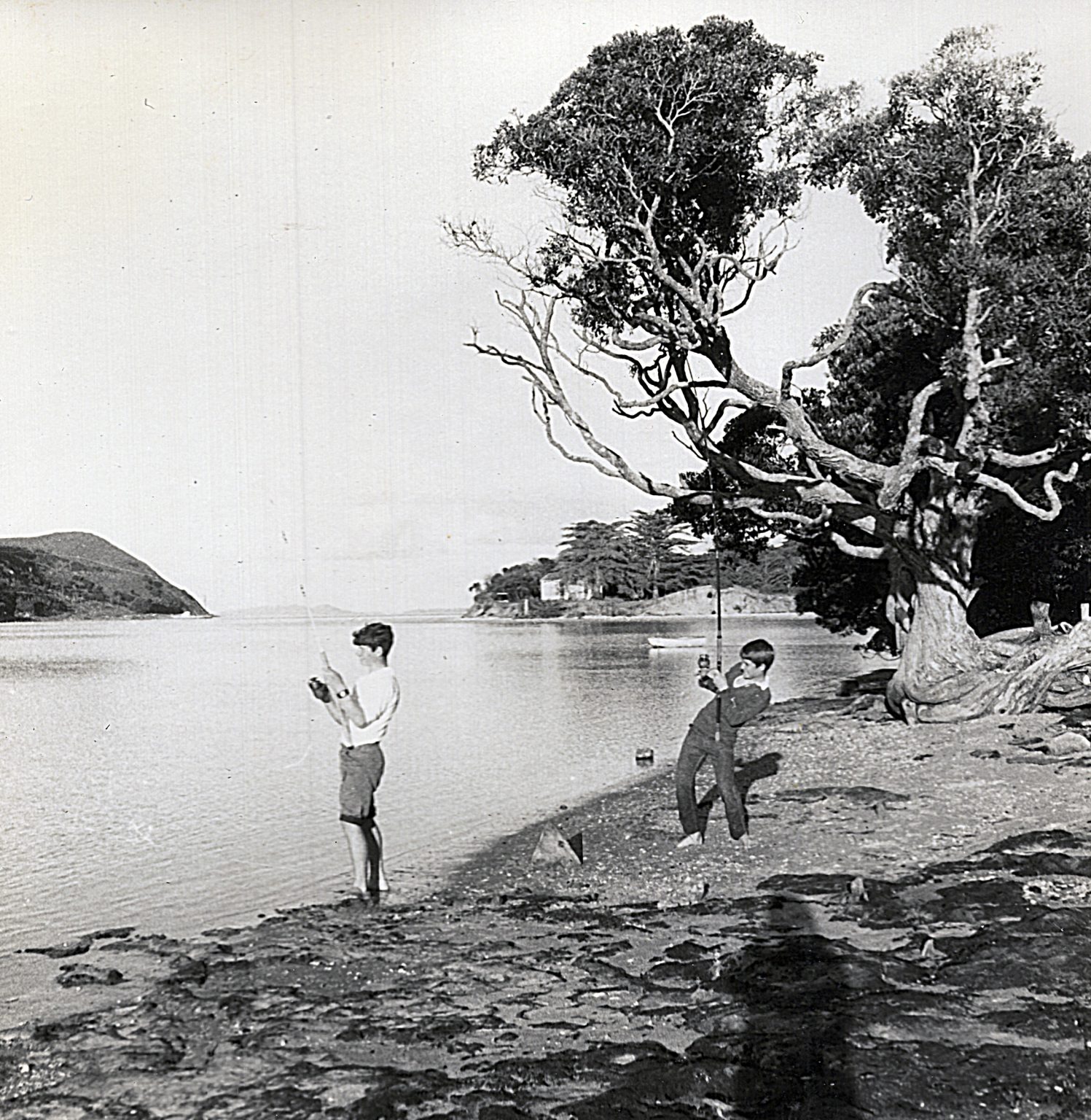 19680301 000001 david phil fishing