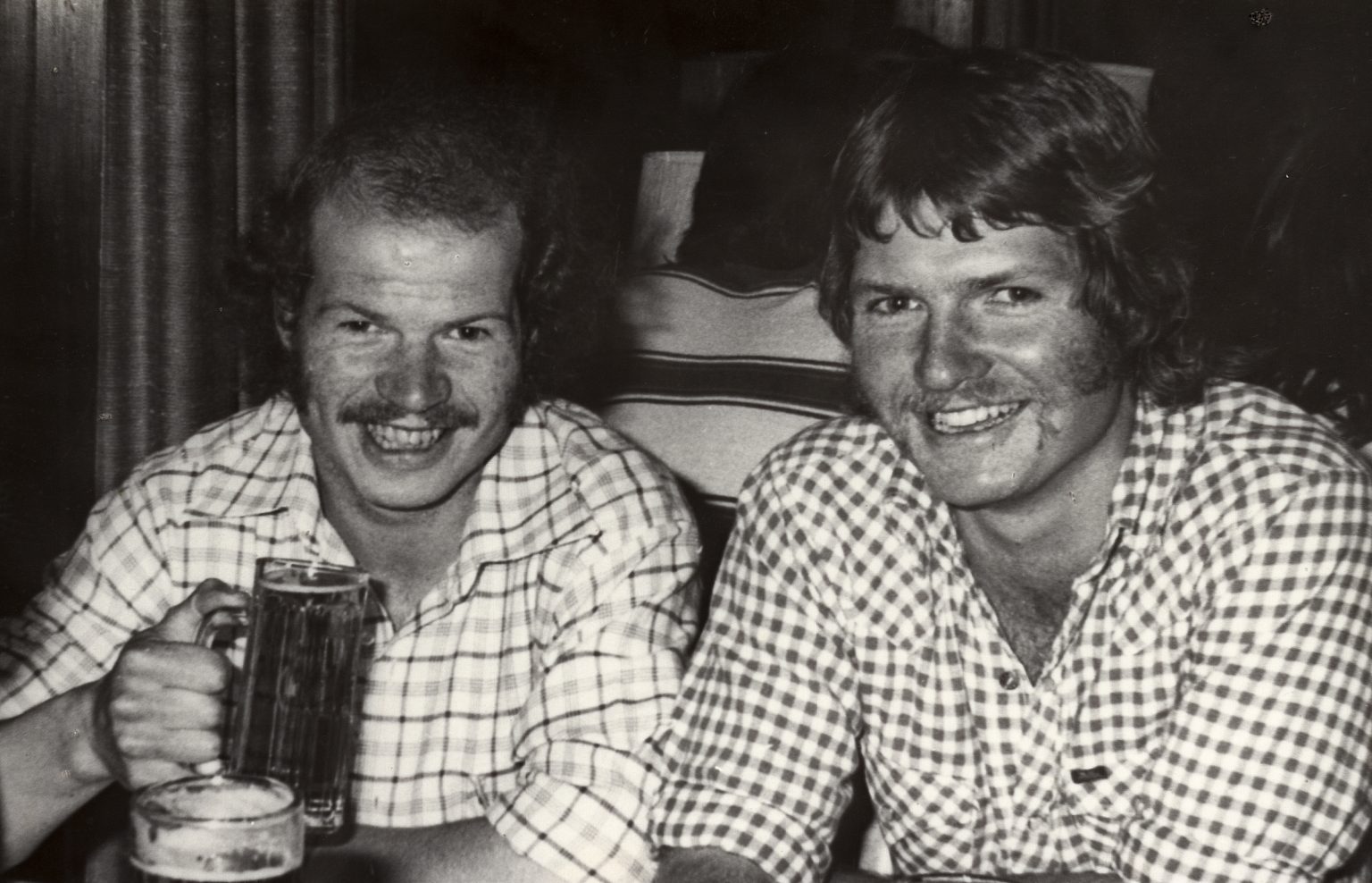 19720101 david phil in bar