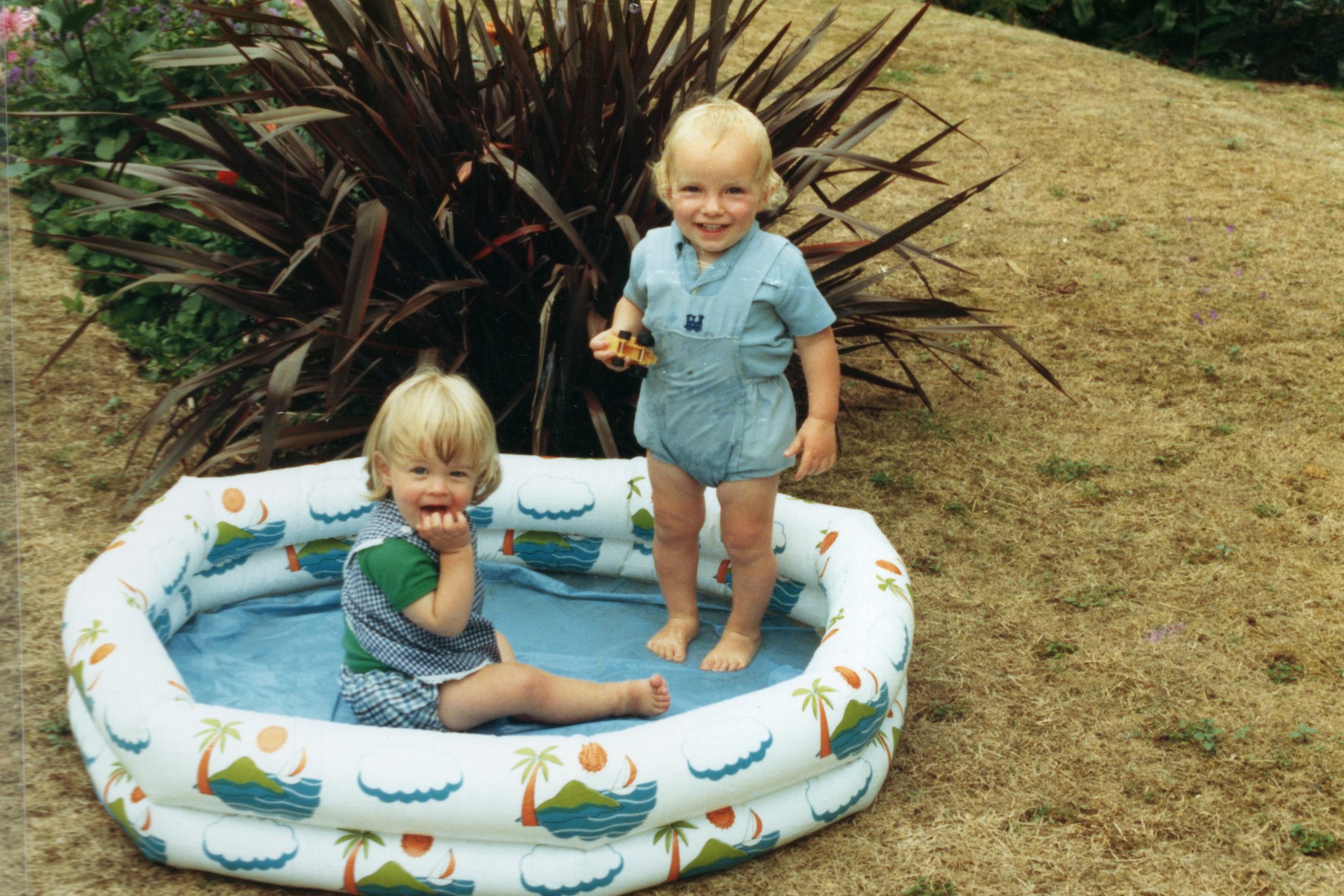 19810110 000001 me and libby me