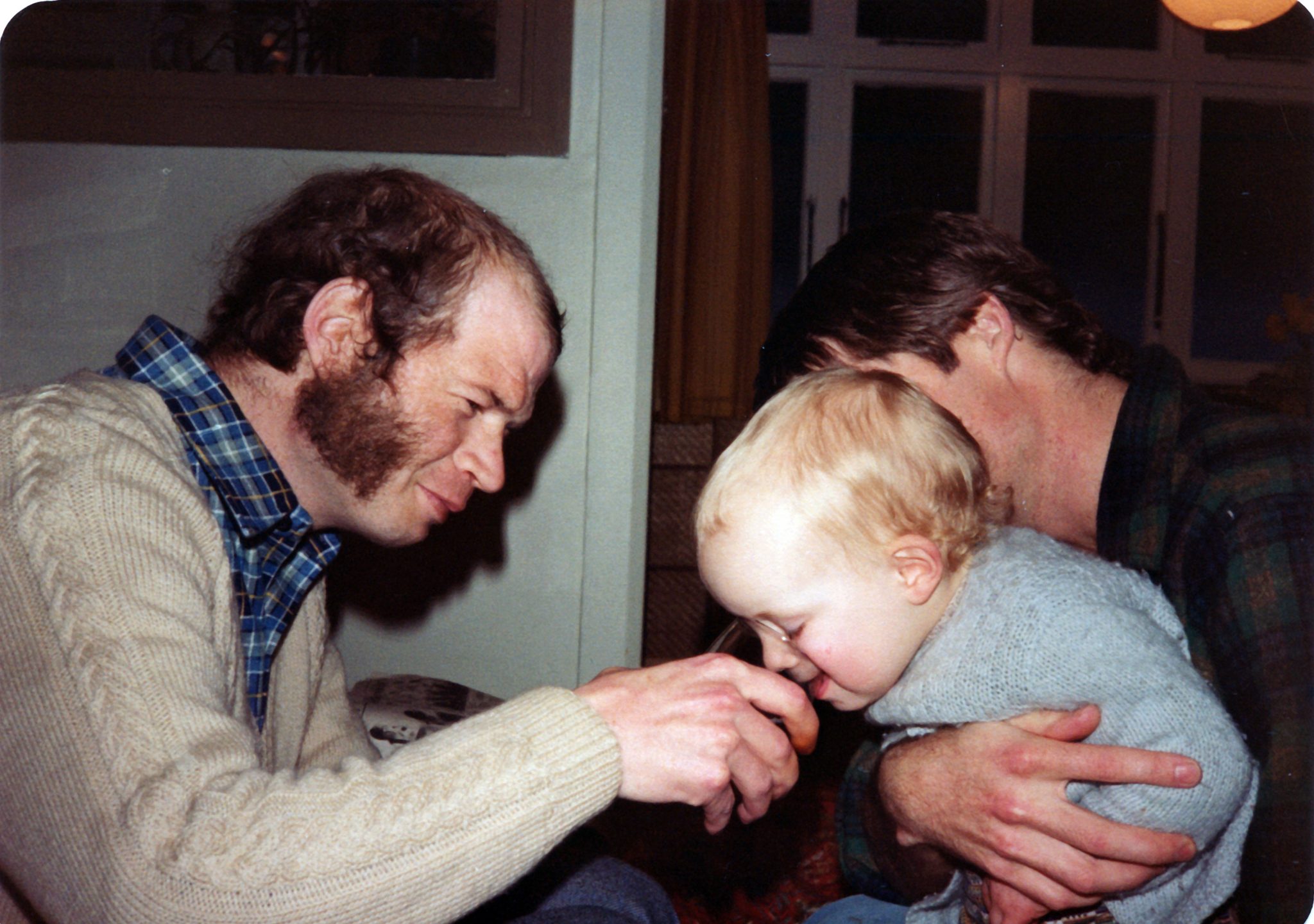 19810701 000001 me phil david drinking beer (aunty photos)