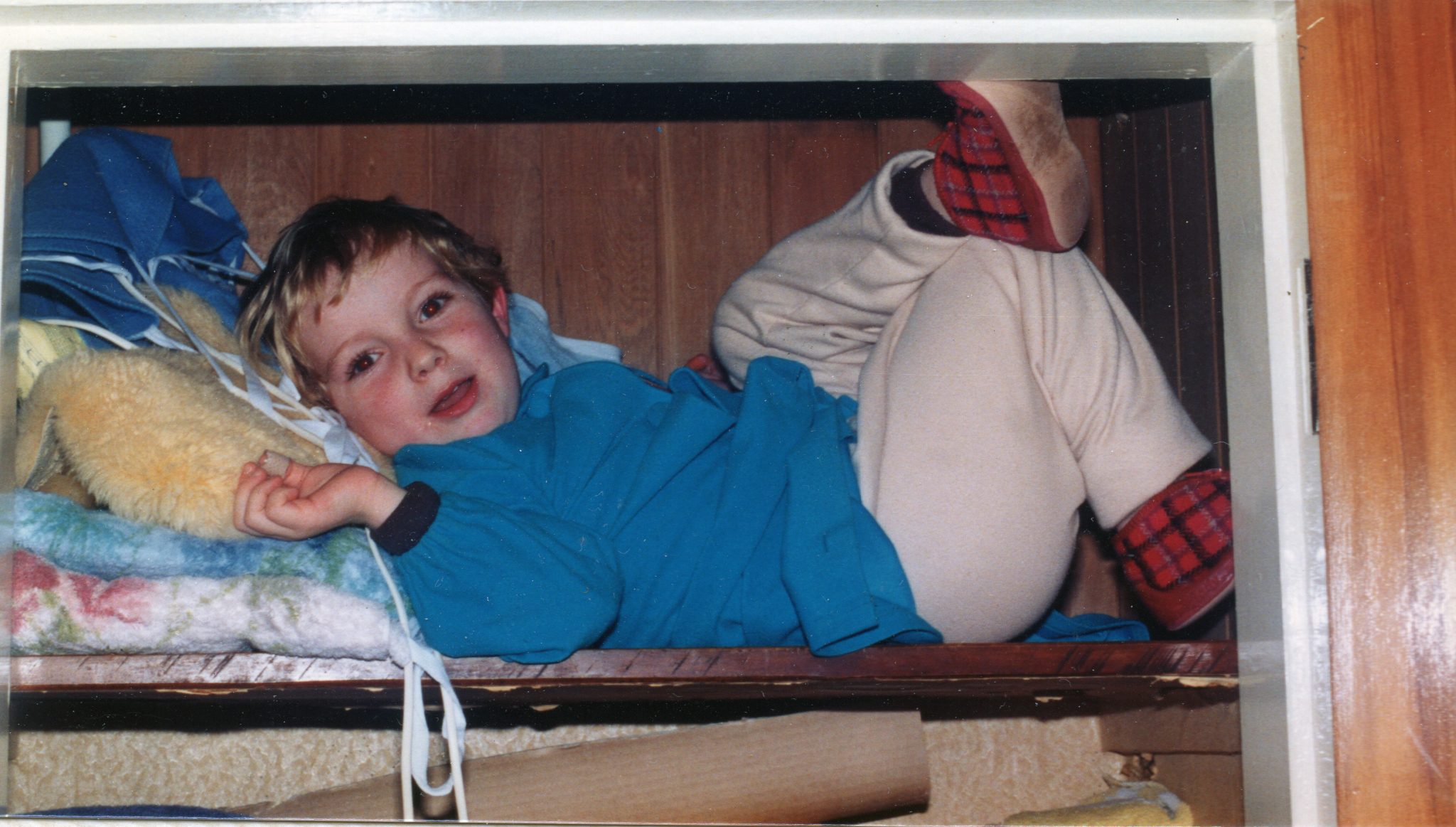 19840801 000001 cupboard2