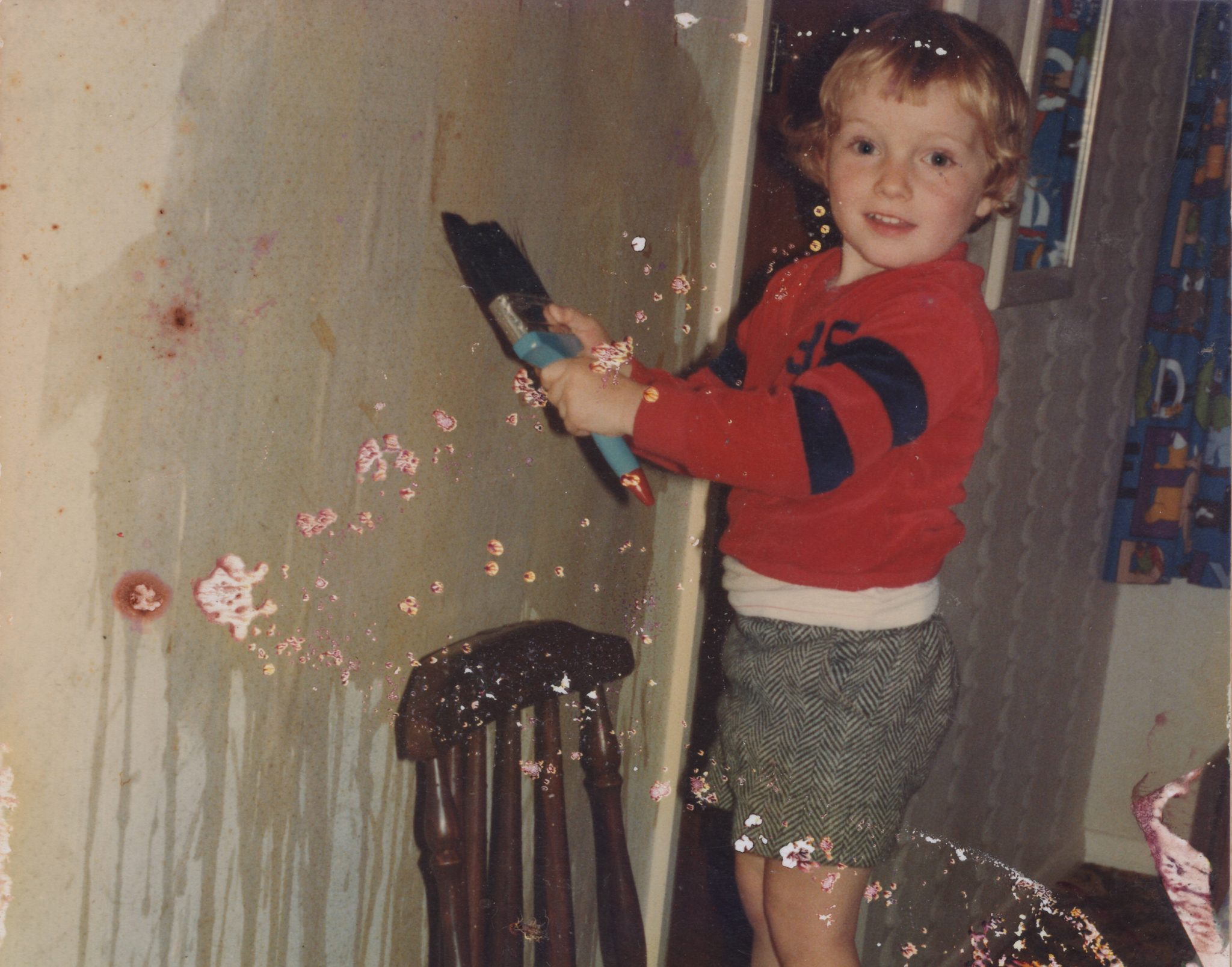 19840901 000001 painting walls