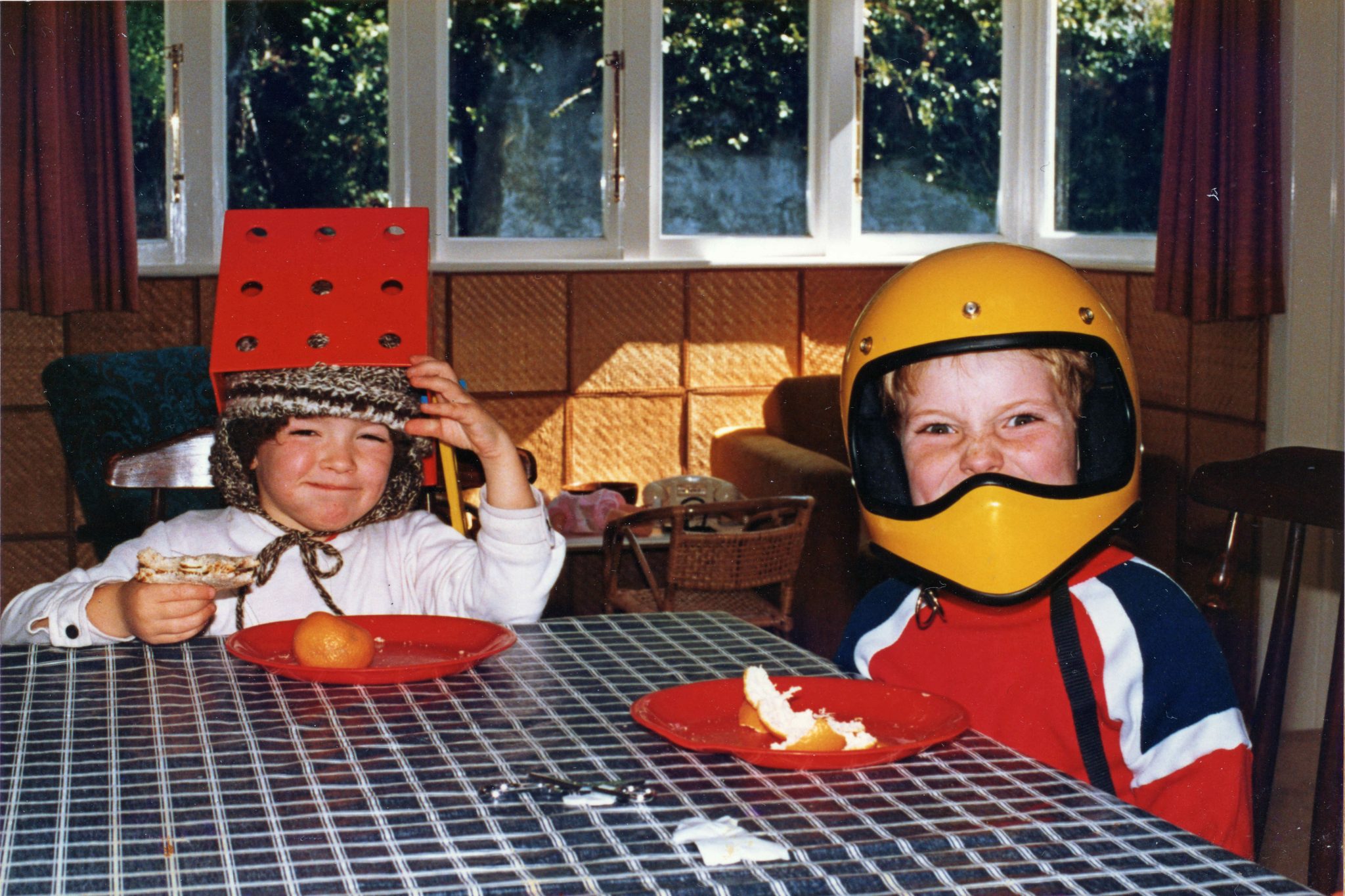 19850606 000001 alex and james at breakfast2