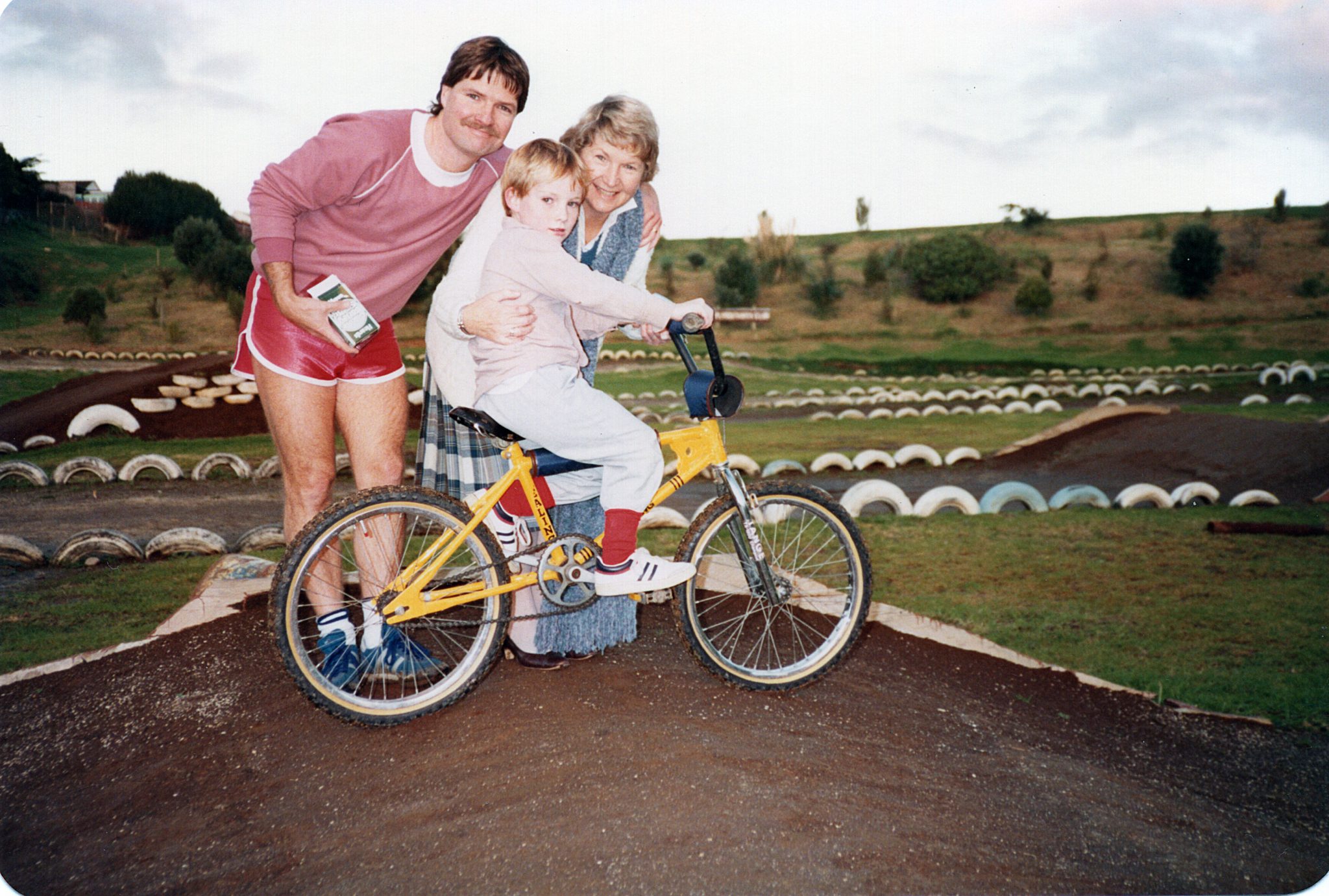 19850801 000001 new plymouth phil alex jill (aunty photos)