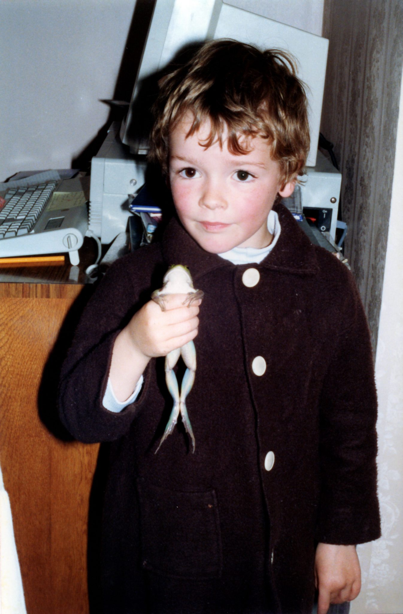 19860101 000001 new plymouth james frog (aunty photos)