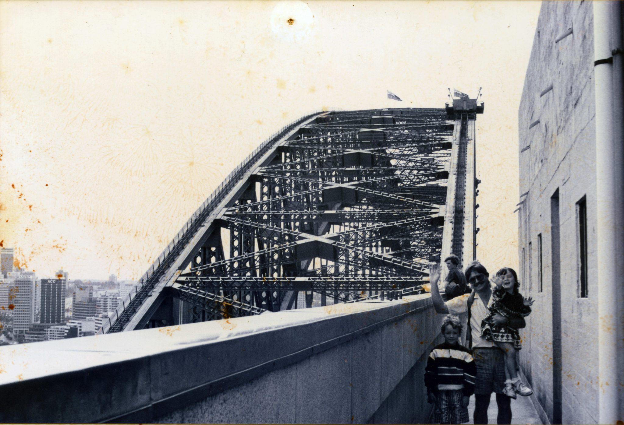 19890210 000001 sydney harbour bridge