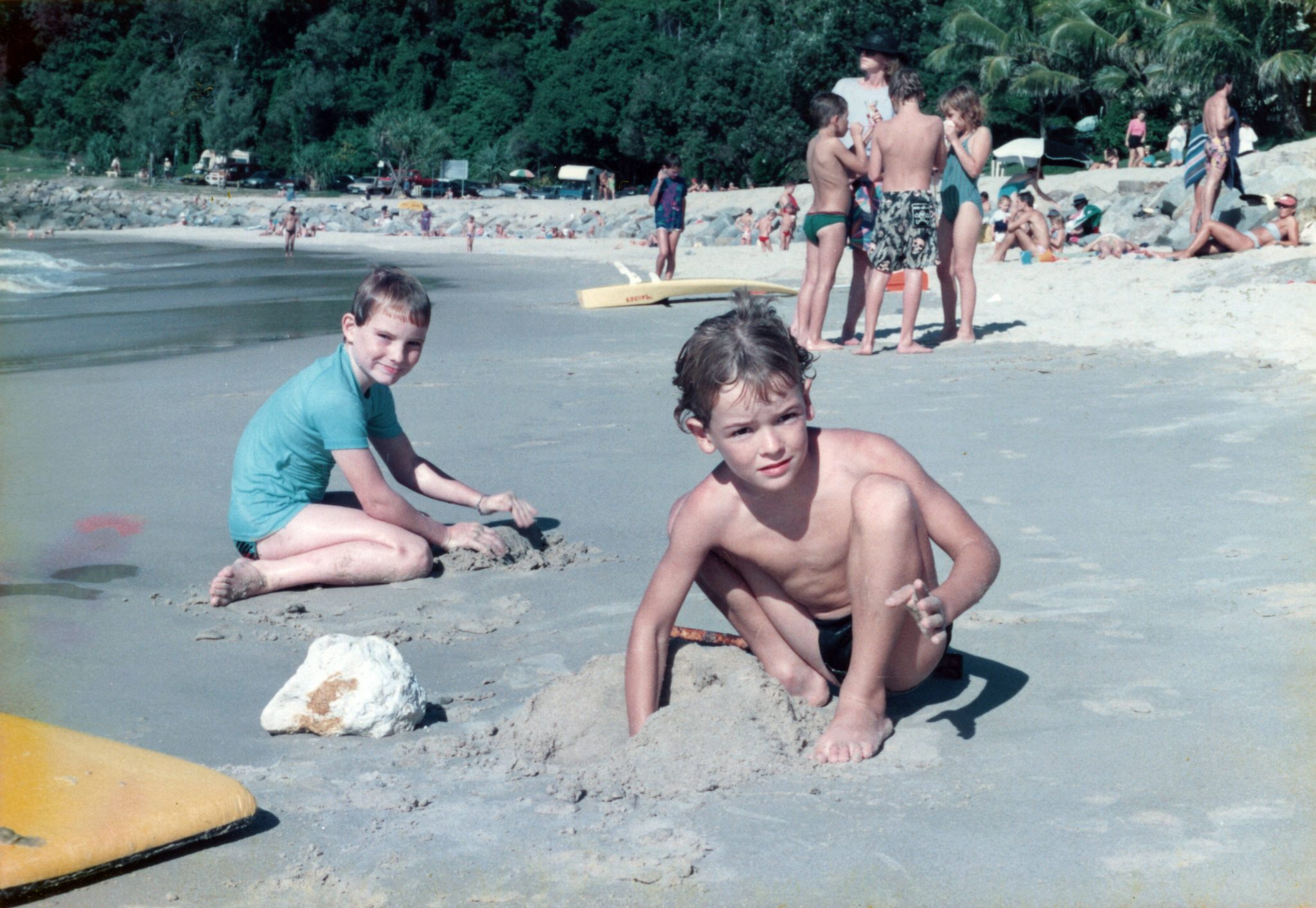 19900110 000001 noosa beach