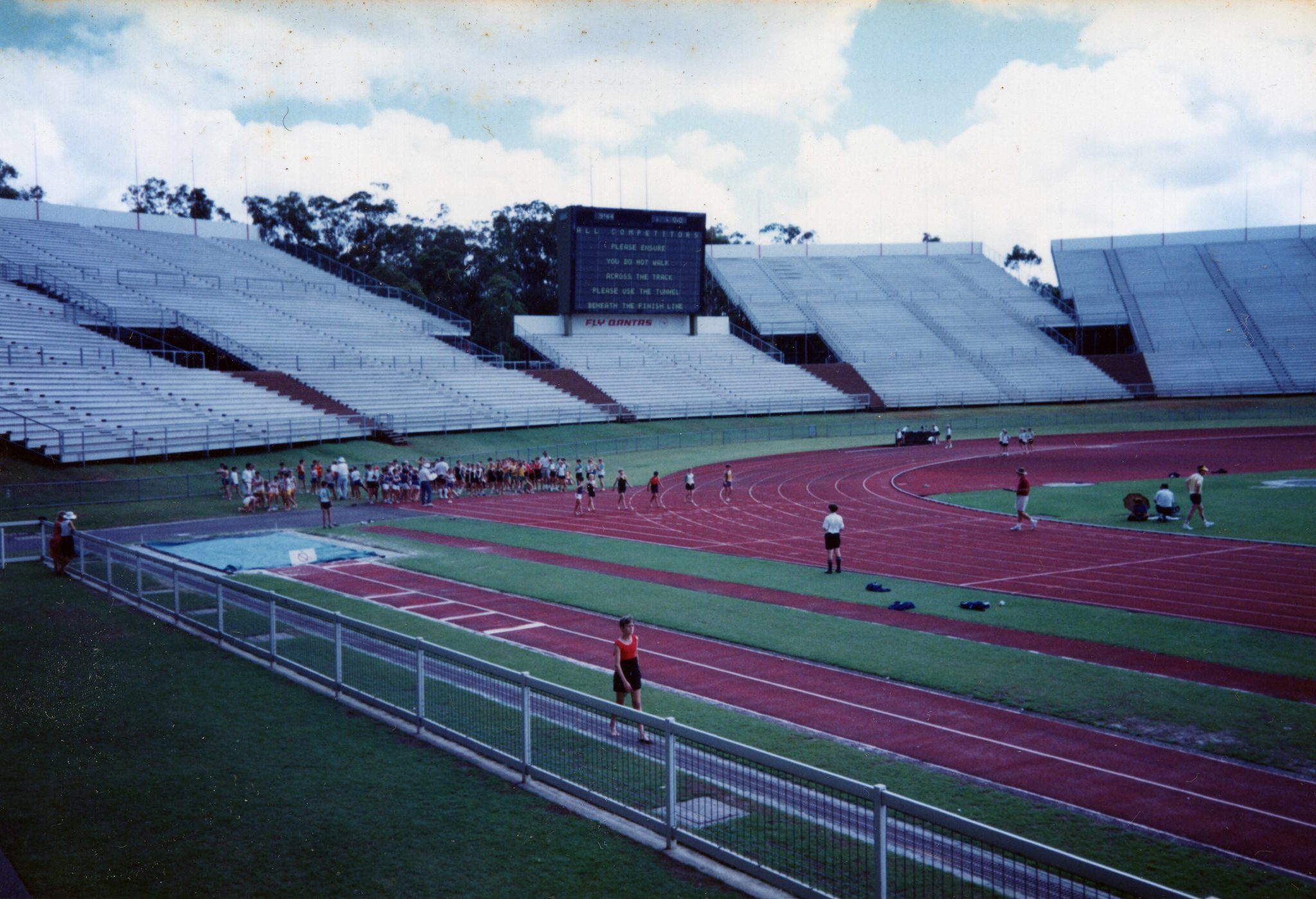 19910910 000001 athletics carnival