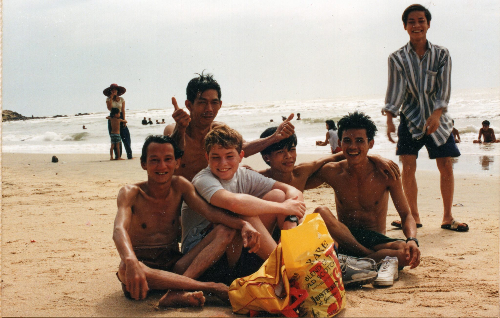 19941228 000001 vung tau beach
