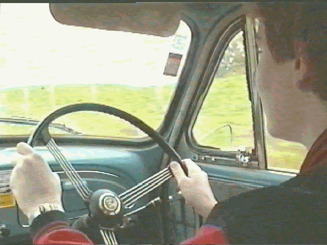 19950917 me wheel morris minor