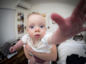 2020 p8220029 julian ollie girl banyan sabine andy max olympus e-m5markii 8.0mm 1-125sec f1.8 200iso flash on,fired